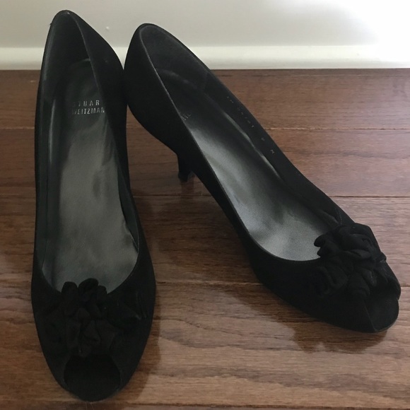 Stuart Weizman Black Suede Peep Toe heels - Picture 2 of 4